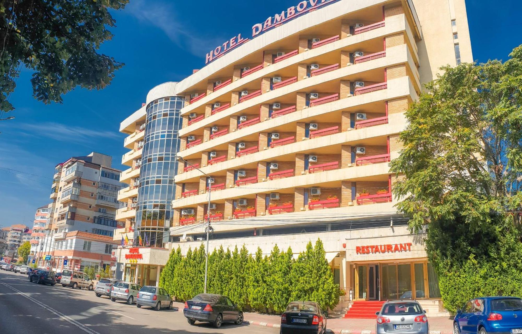 Hotel Dambovita Targoviste Zewnętrze zdjęcie